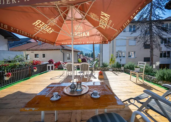 Spacious And Bright 2Bdr Apartment In The Old Town