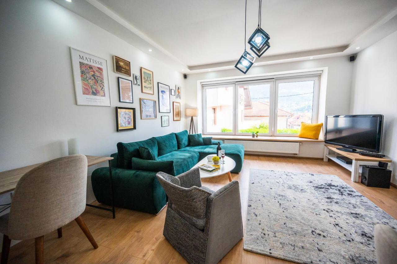 Spacious And Bright 2bdr In The Old Town * Sarajevo