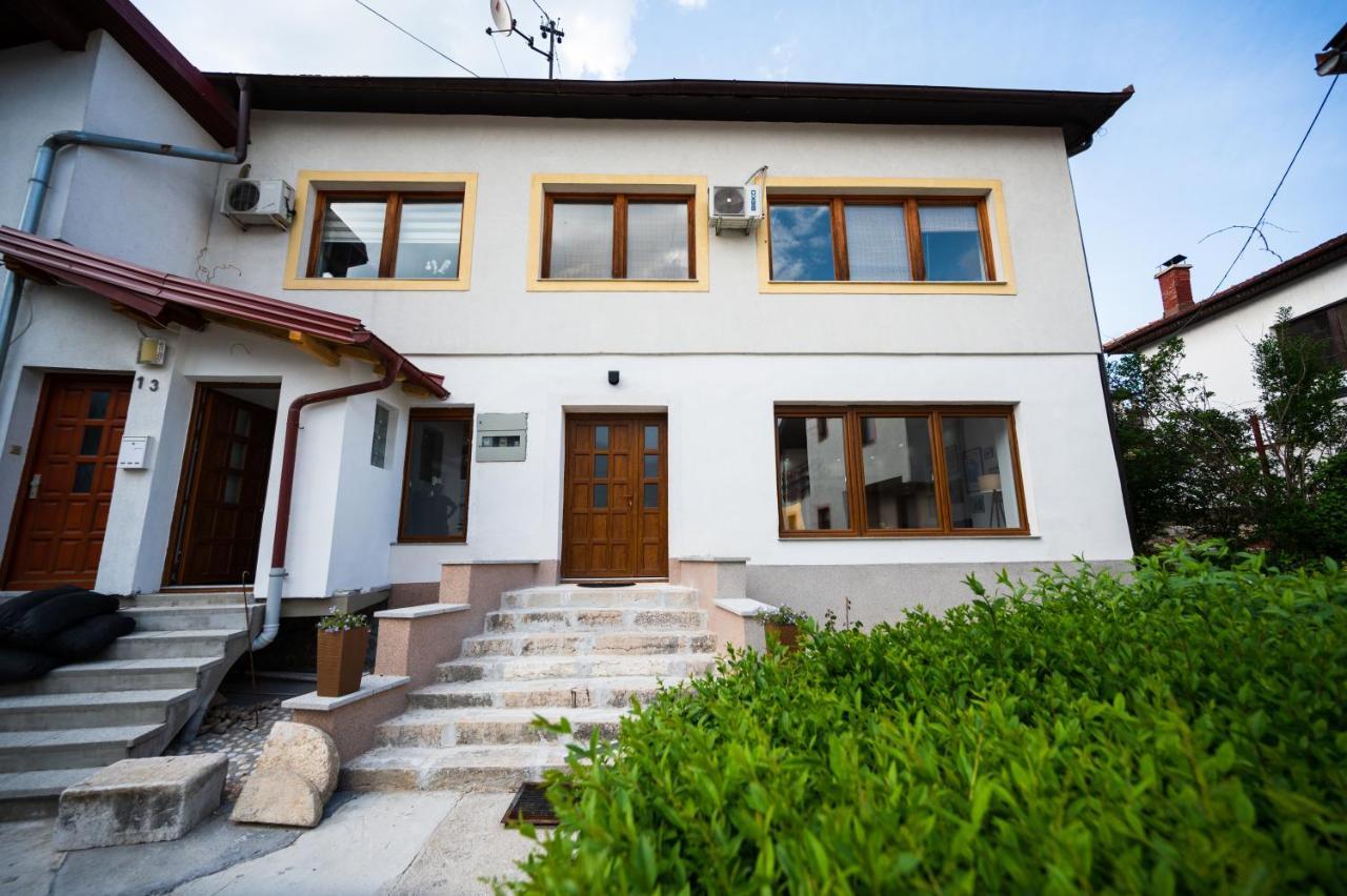 Spacious And Bright 2bdr In The Old Town