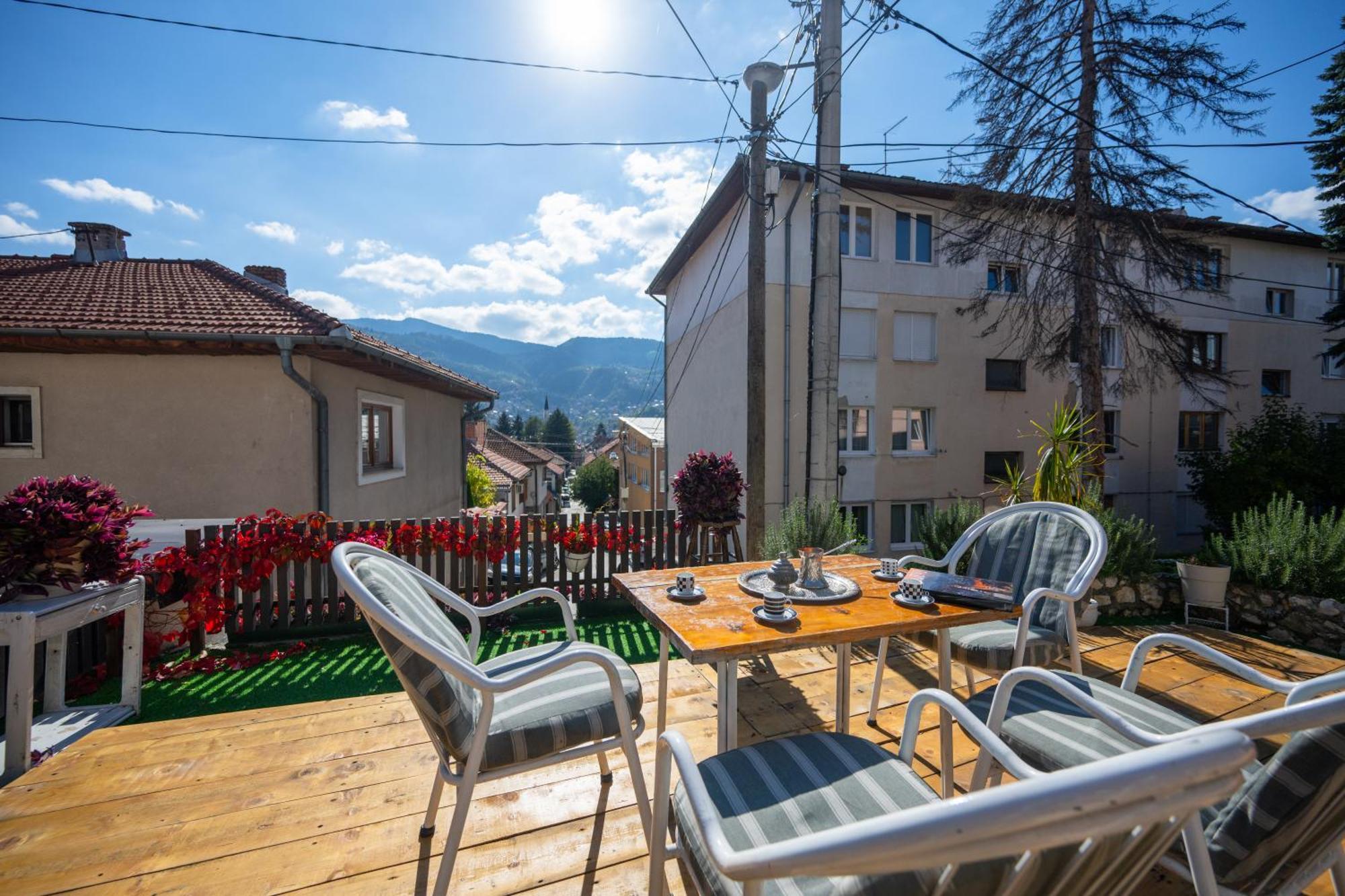 Spacious And Bright 2bdr In The Old Town